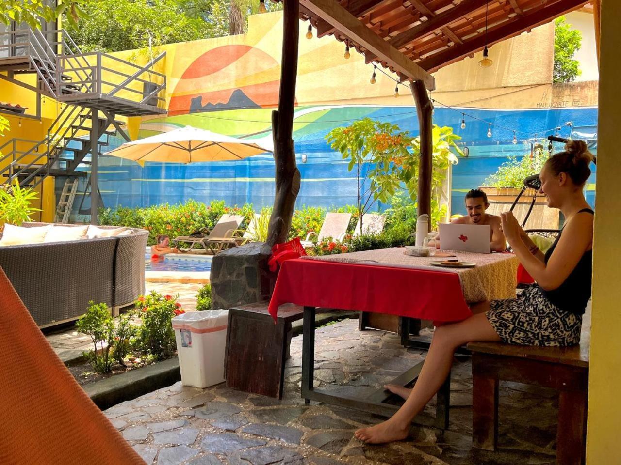 Hostel Tamarindo Backpackers Exterior foto
